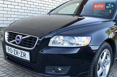 Универсал Volvo V50 2010 в 