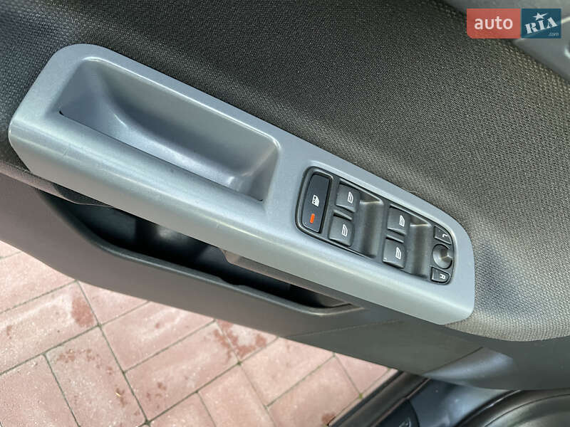 Універсал Volvo V50 2010 в Рівному