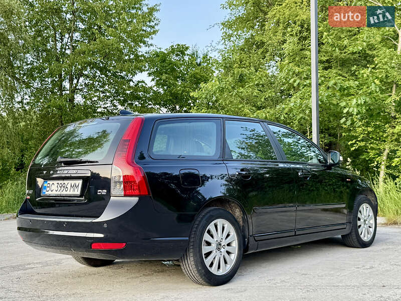 Универсал Volvo V50 2010 в Дрогобыче