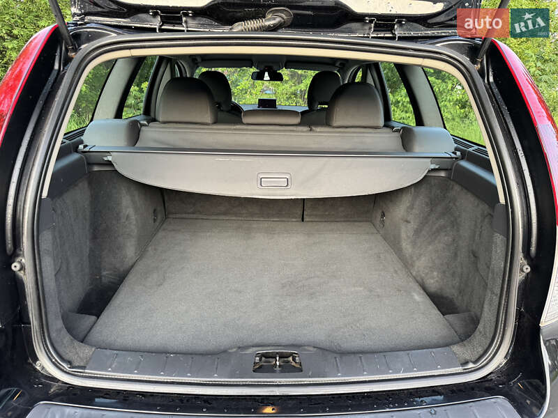 Универсал Volvo V50 2010 в Дрогобыче