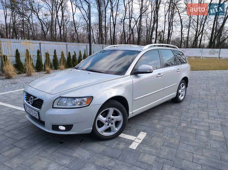 Универсал Volvo V50 2012 в 