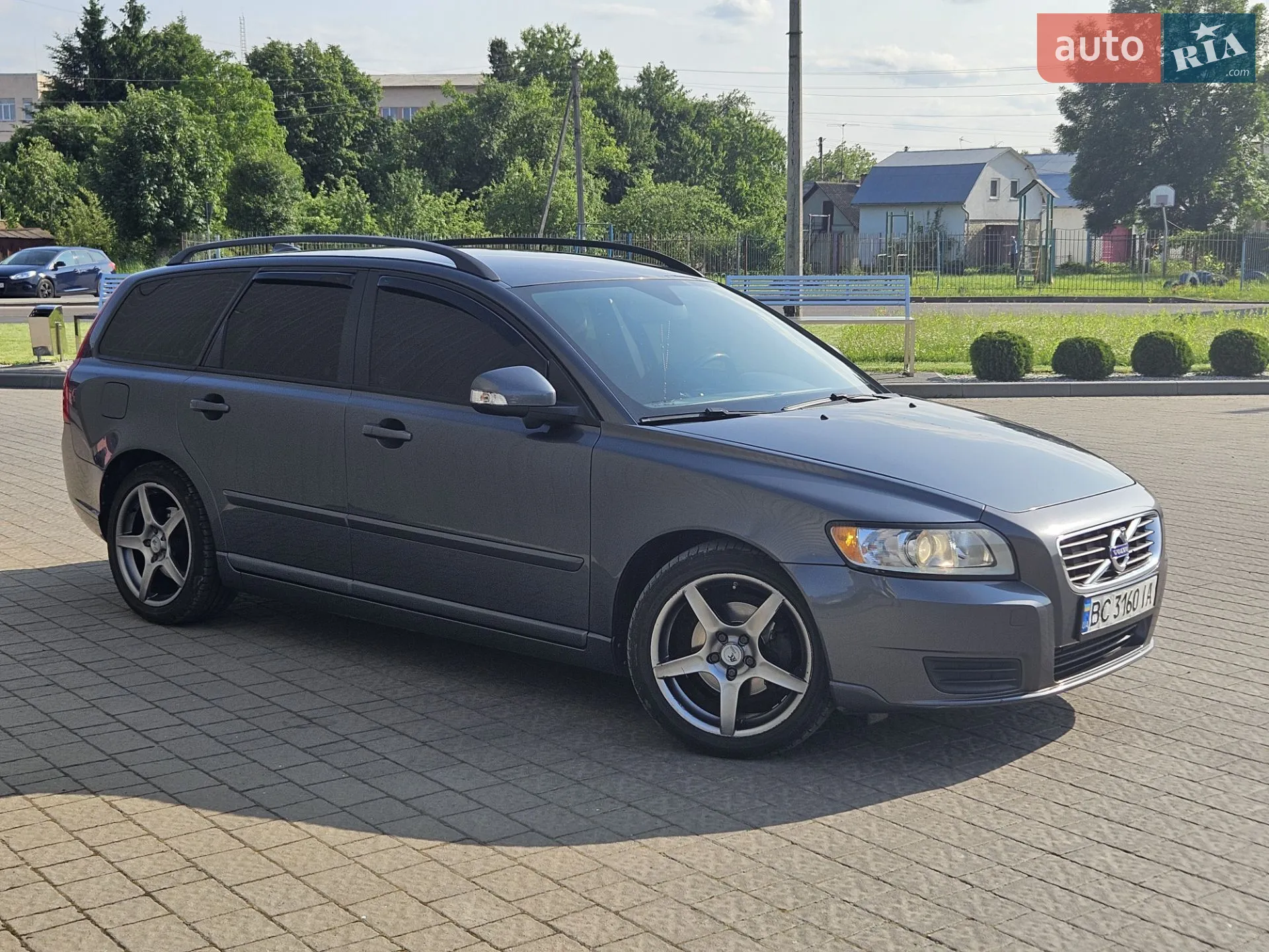 2010 Volvo V50 - мініатюра 2