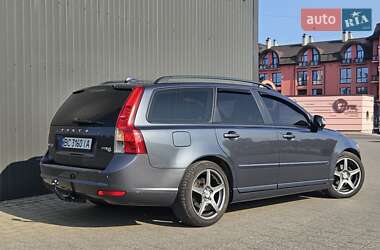 Универсал Volvo V50 2010 в 