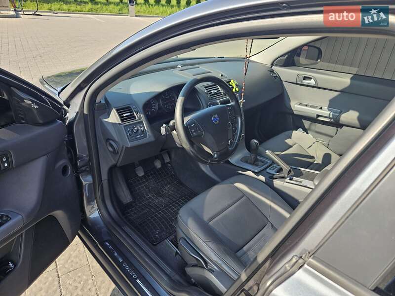 Универсал Volvo V50 2010 в Дрогобыче фото 18 Универсал Volvo V50 2010 в Дрогобыче