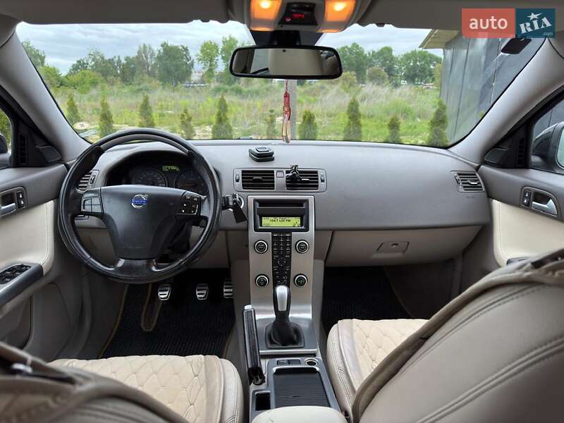 Универсал Volvo V50 2009 в Золочеве