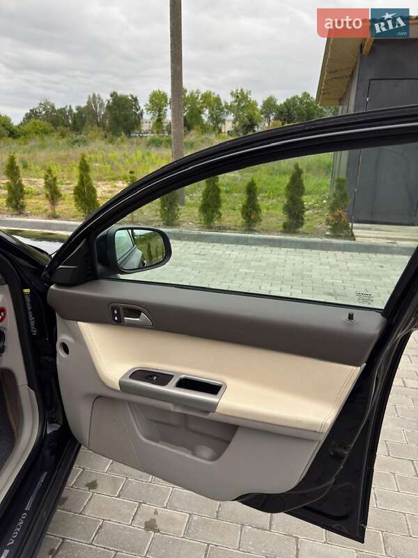 Универсал Volvo V50 2009 в Золочеве