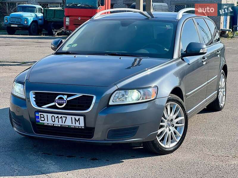 Volvo V50 2011