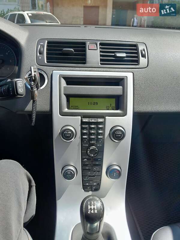 Універсал Volvo V50 2009 в Києві фото 11 Універсал Volvo V50 2009 в Києві
