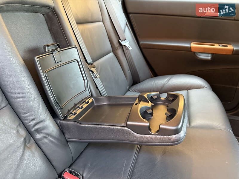 Універсал Volvo V50 2008 в Ковелі
