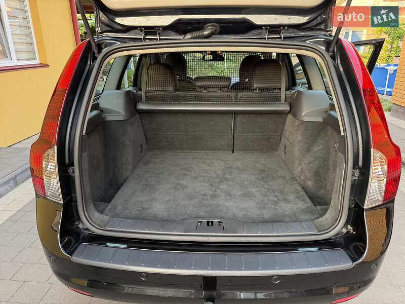 Універсал Volvo V50 2008 в Ковелі