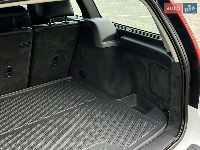Універсал Volvo V50 2012 в Радивиліві