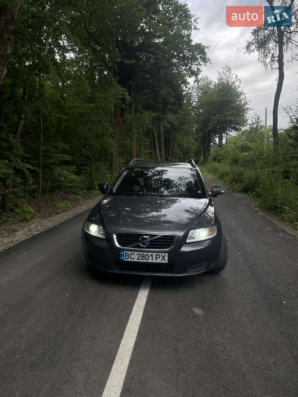 Volvo V50 2010