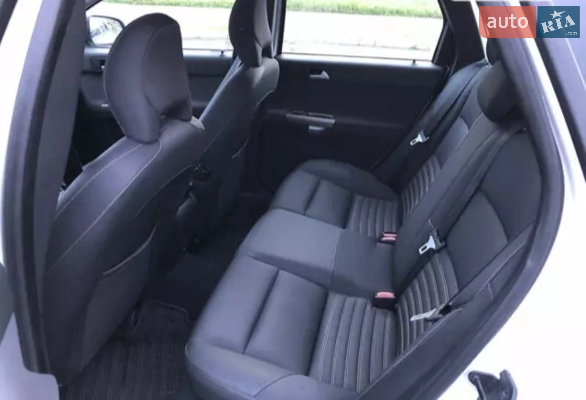 2010 Volvo V50 - мініатюра 9