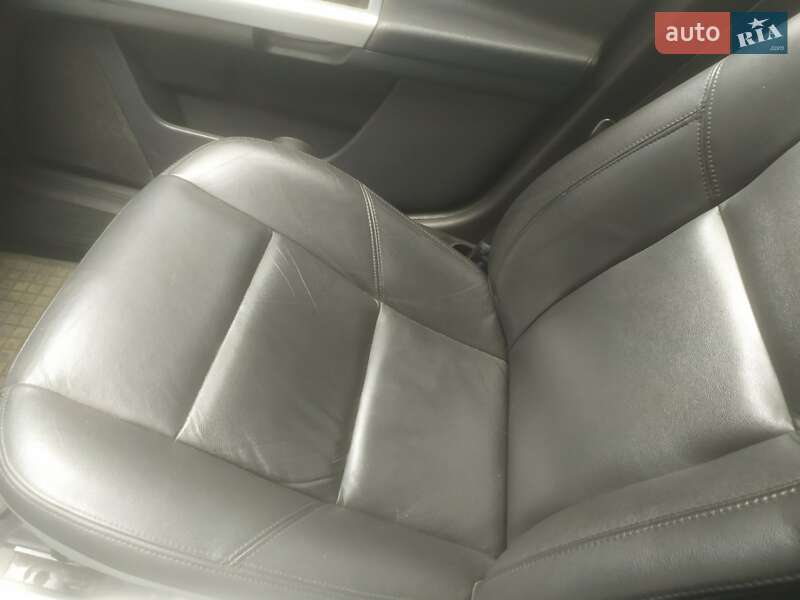 Универсал Volvo V50 2011 в Львове