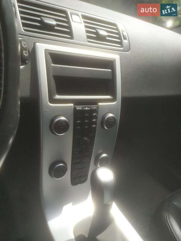 Универсал Volvo V50 2011 в Львове