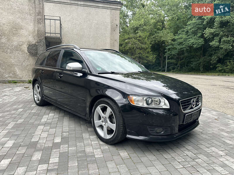 Volvo V50 2011
