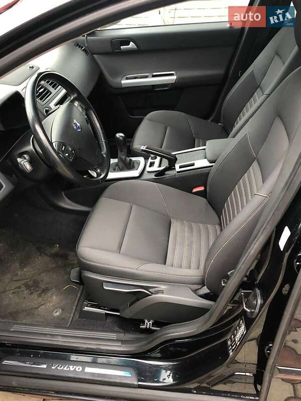 Универсал Volvo V50 2010 в Стрые