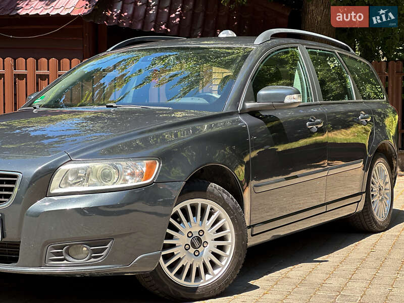 Універсал Volvo V50 2009 в Самборі