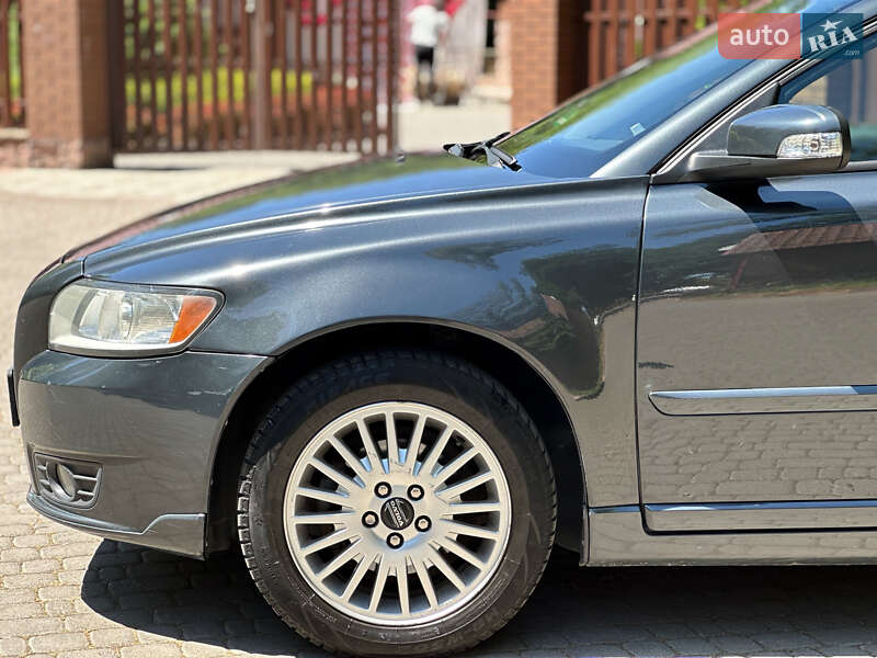 Універсал Volvo V50 2009 в Самборі