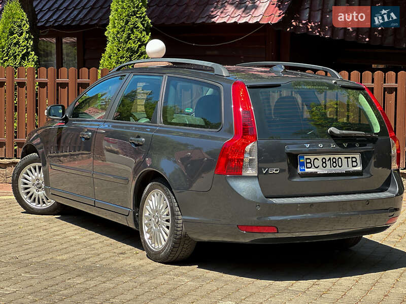 Універсал Volvo V50 2009 в Самборі