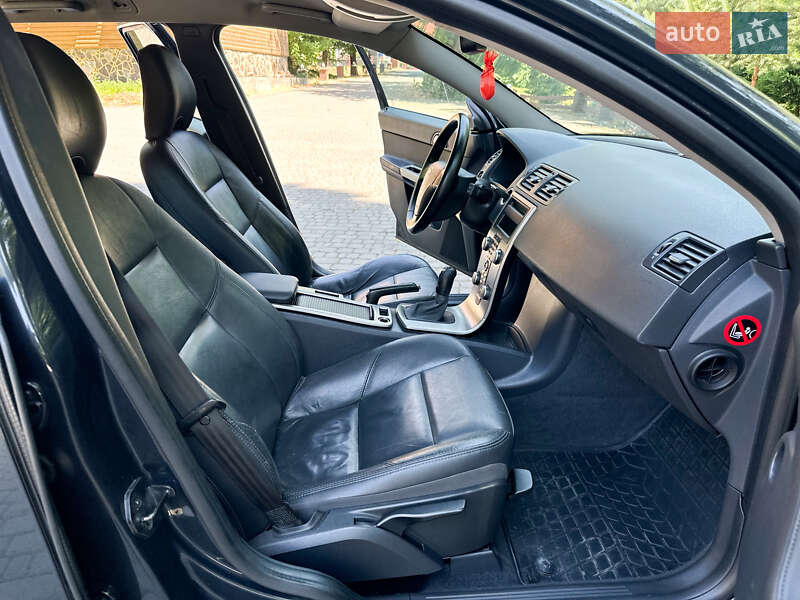 Універсал Volvo V50 2009 в Самборі