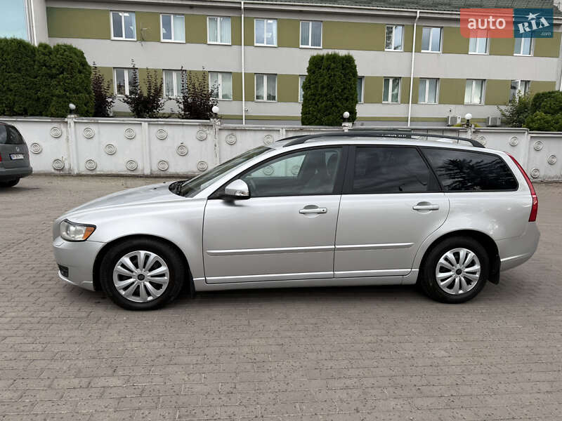 Універсал Volvo V50 2011 в Рівному