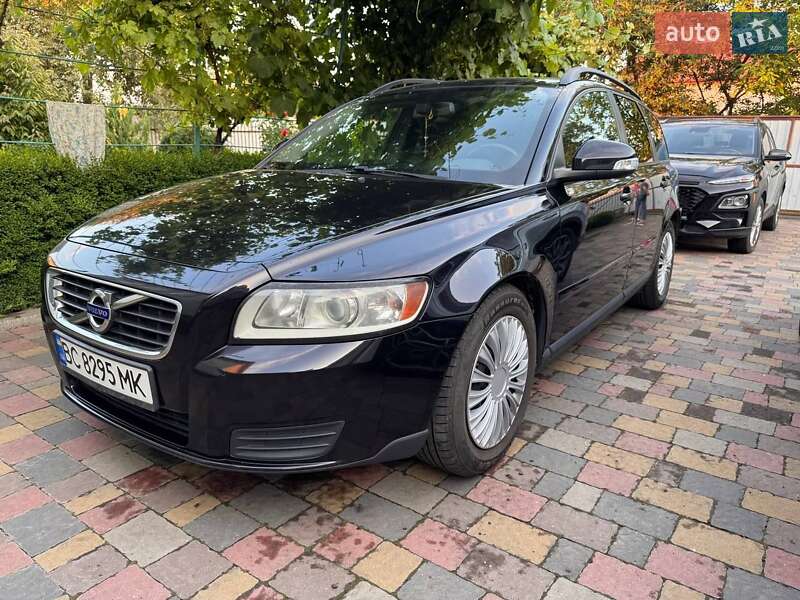 Volvo V50 2010