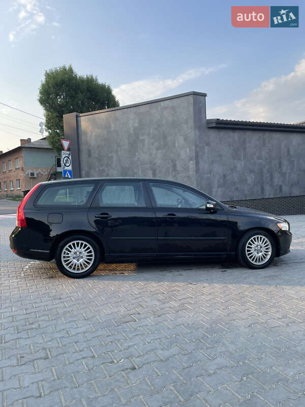 Универсал Volvo V50 2009 в Жашкове