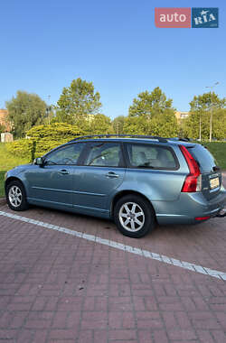 Универсал Volvo V50 2009 в 