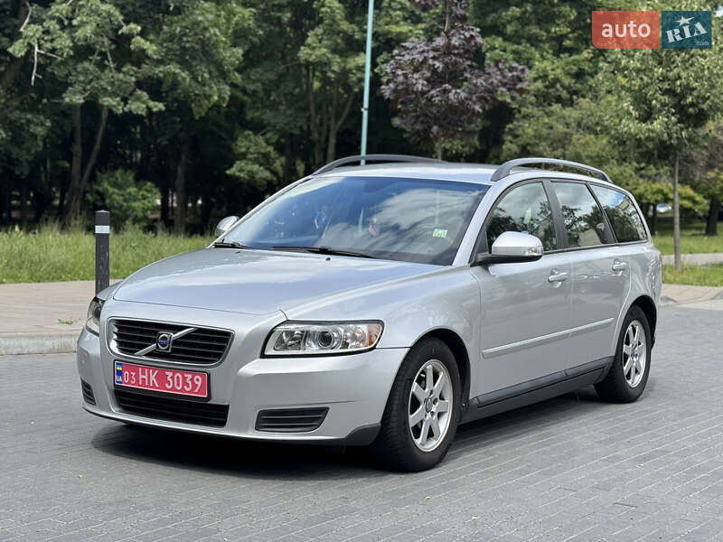 Универсал Volvo V50 2010 в Луцке