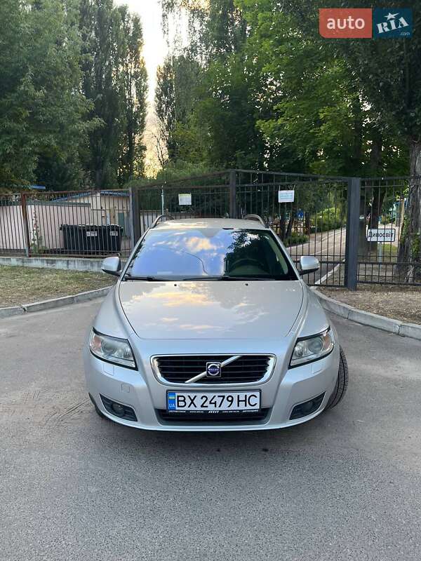 Универсал Volvo V50 2009 в Киеве