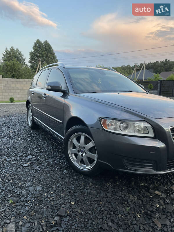 Универсал Volvo V50 2012 в Киверцах фото 14 Универсал Volvo V50 2012 в Киверцах