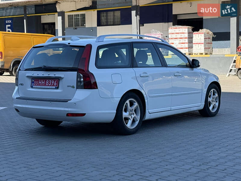 Универсал Volvo V50 2012 в Ровно