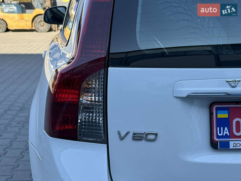 Универсал Volvo V50 2012 в Ровно