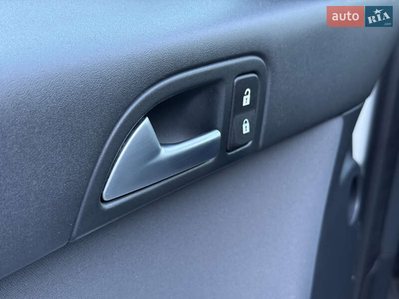 Универсал Volvo V50 2012 в Ровно
