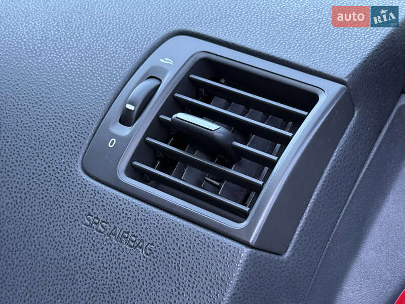 Универсал Volvo V50 2012 в Ровно