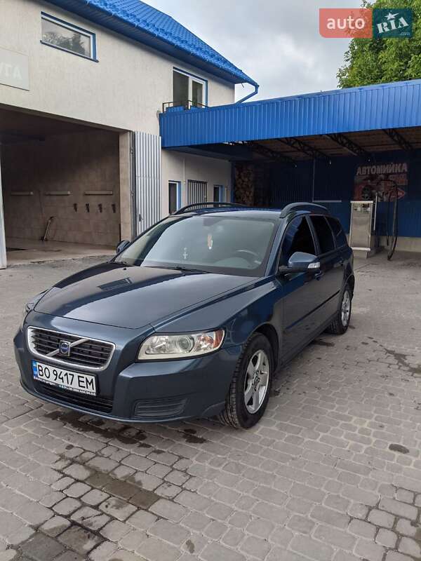 Volvo V50 2009