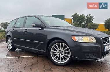 Универсал Volvo V50 2010 в 