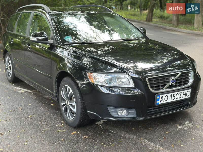 Универсал Volvo V50 2010 в 