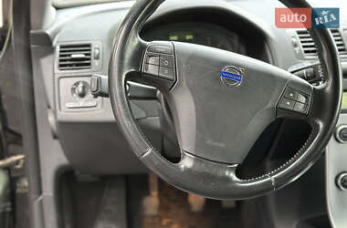 Универсал Volvo V50 2010 в 