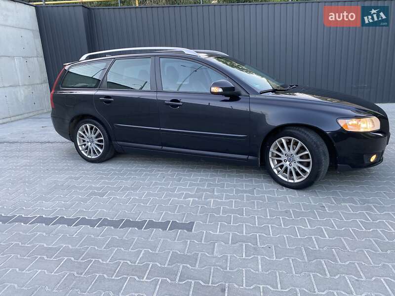 Універсал Volvo V50 2009 в Трускавці