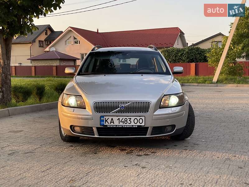 Универсал Volvo V50 2004 в 