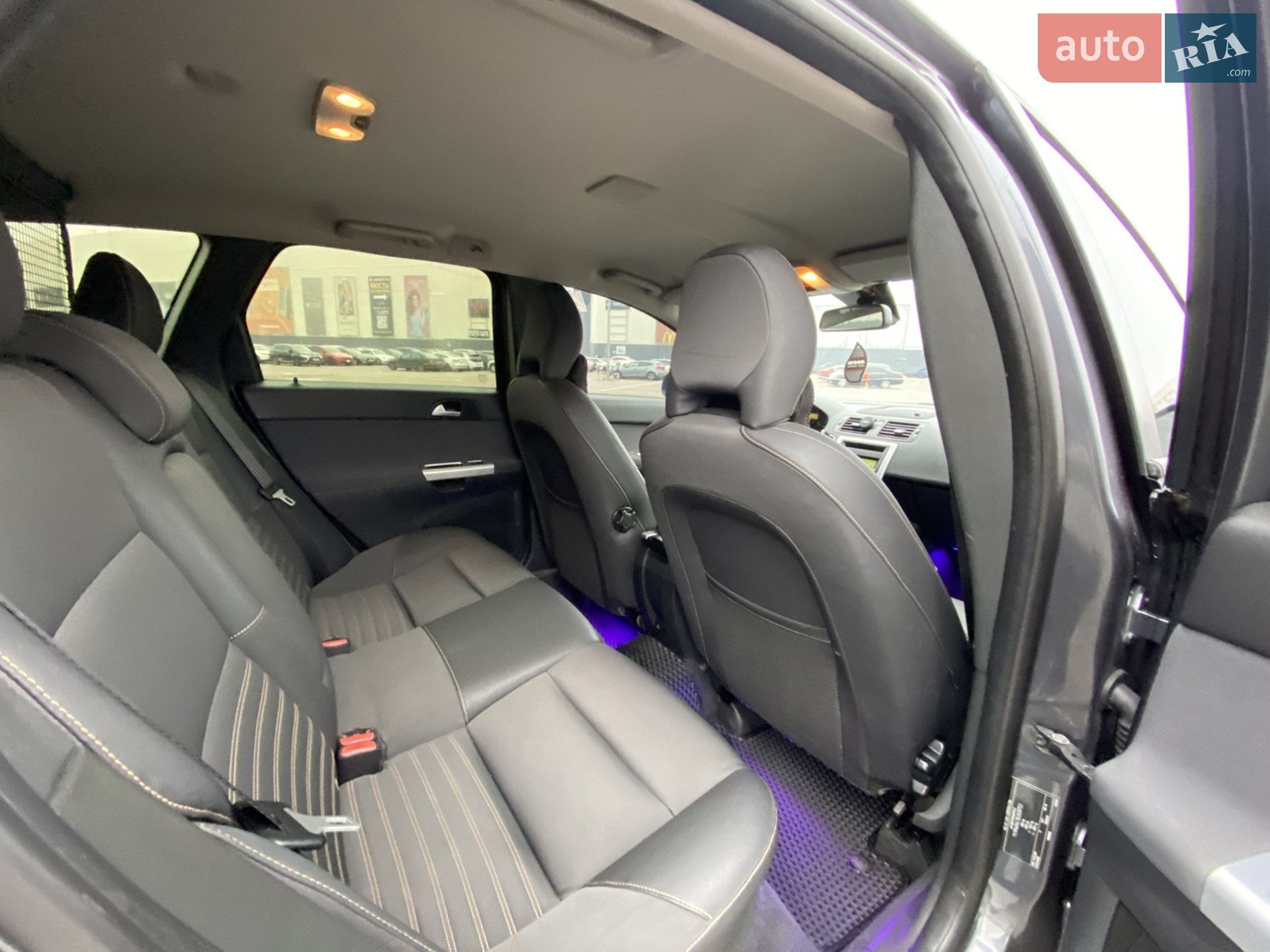 2010 Volvo V50 - мініатюра 17