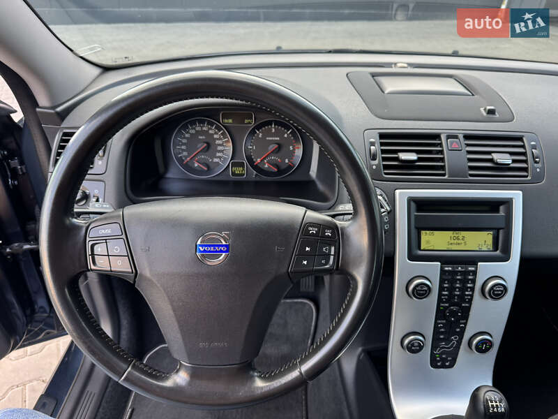 Универсал Volvo V50 2011 в Луцке