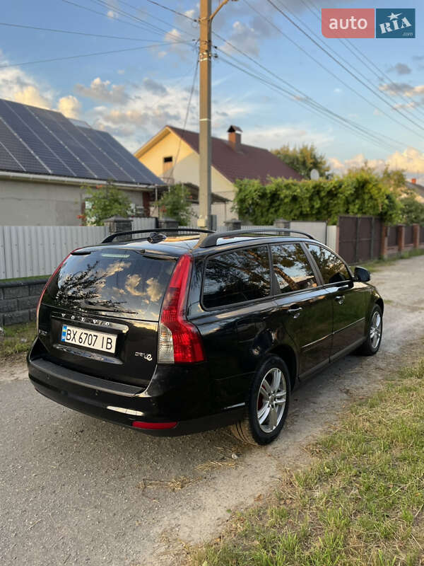 Универсал Volvo V50 2010 в Славуте