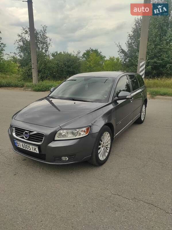 Volvo V50 2011