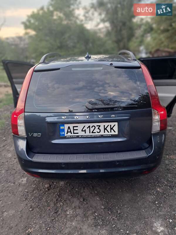 Універсал Volvo V50 2009 в Павлограді