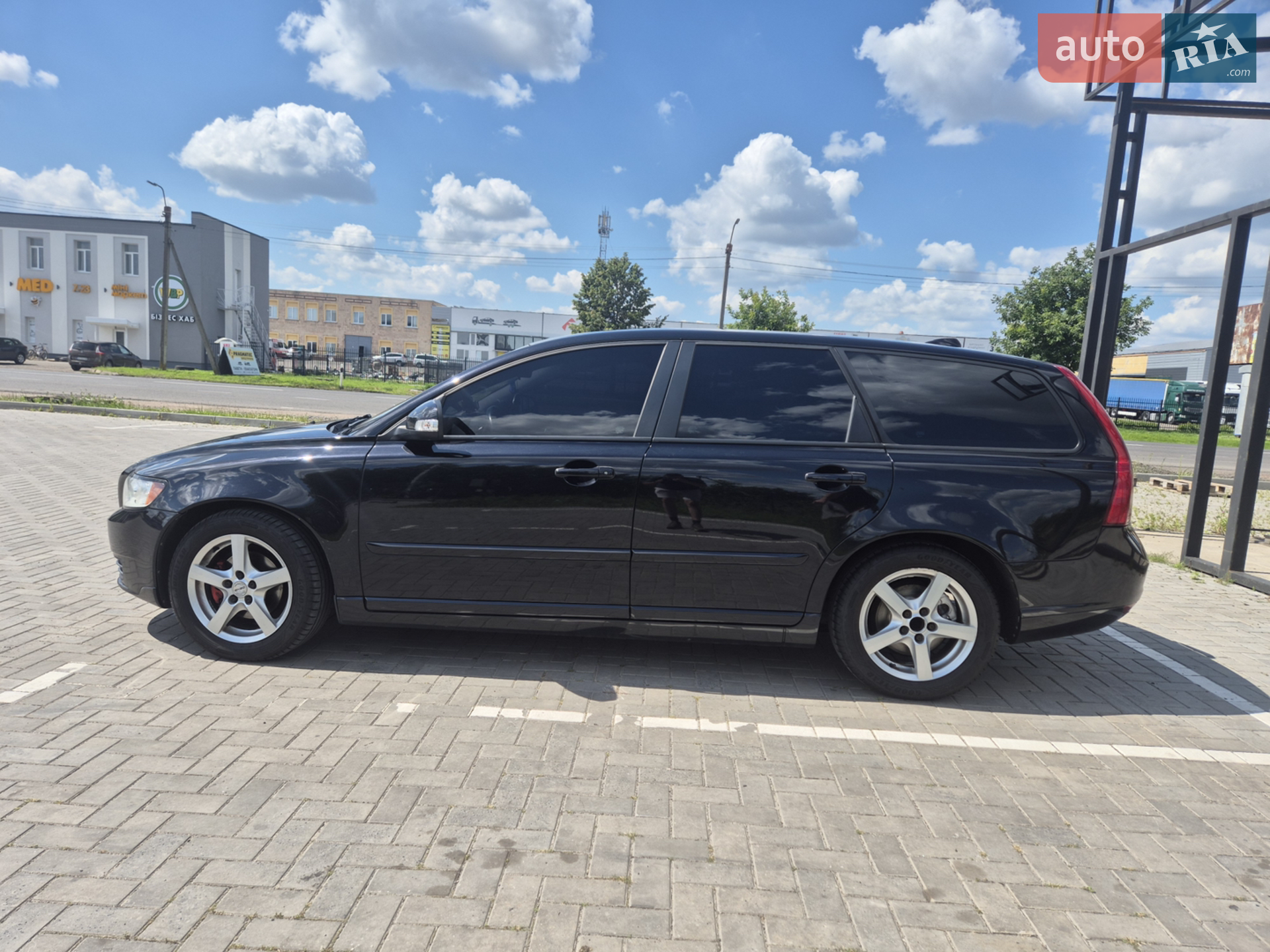 2011 Volvo V50 - мініатюра 3