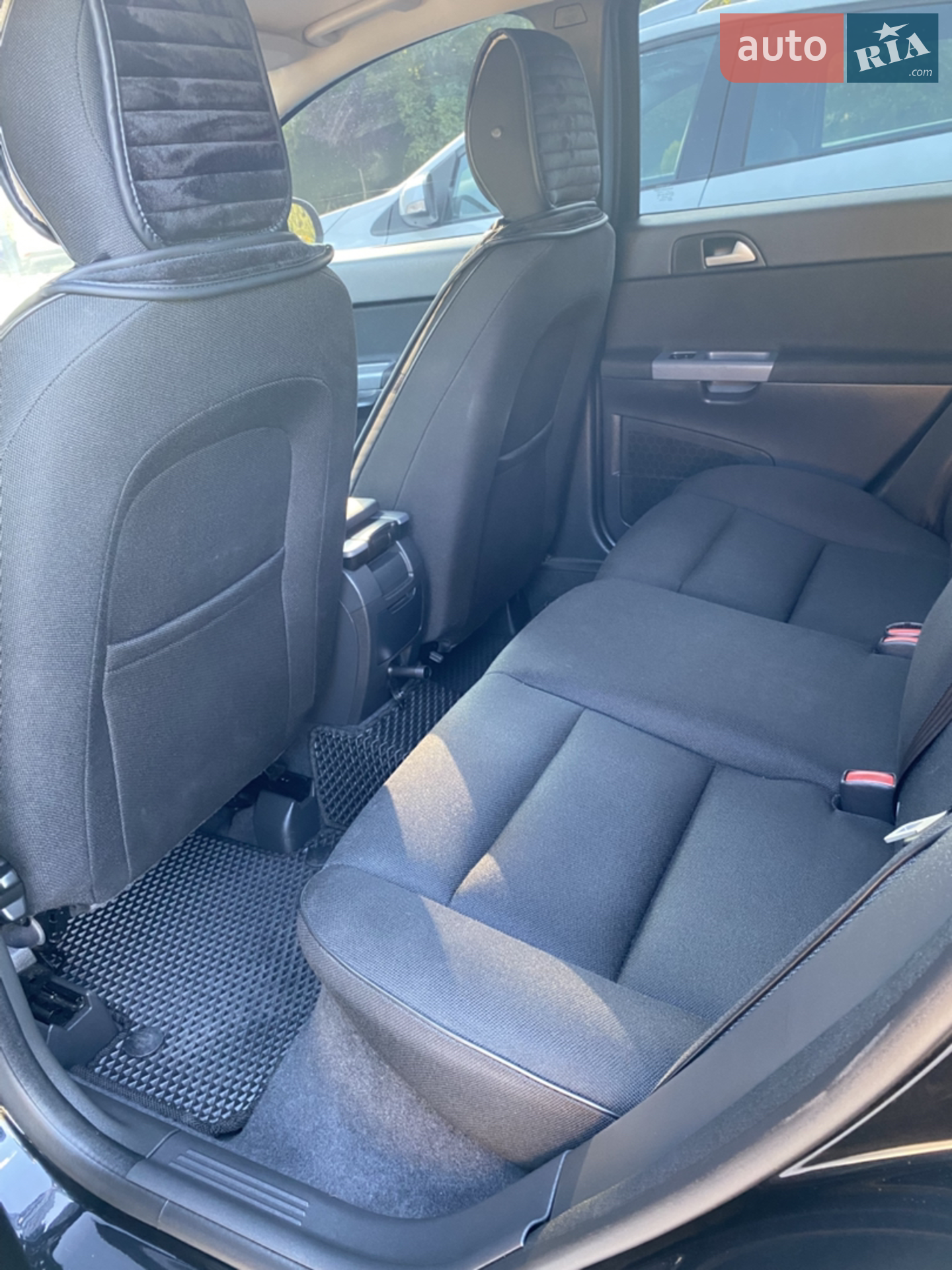 2011 Volvo V50 - мініатюра 10