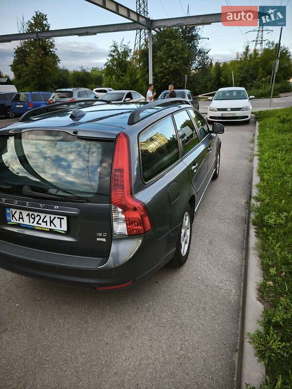 Універсал Volvo V50 2010 в Києві